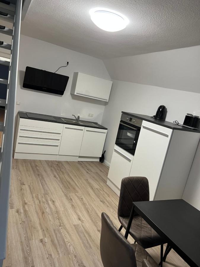 Semlow Appartements Щралзунд Екстериор снимка
